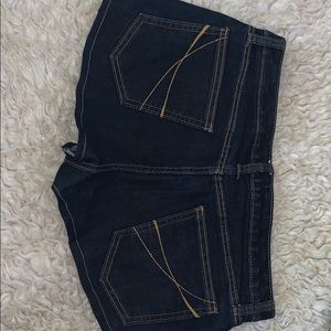 Jean Gap Shorts curvy straight with lace on tide